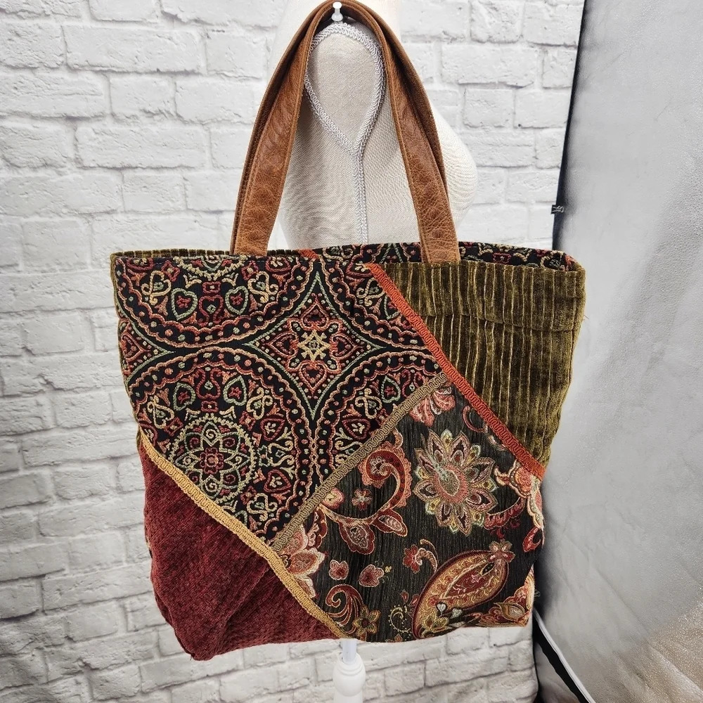 Handmade Tapestry Grandma Core Shoulder Tote Bag - Picture 9 of 15